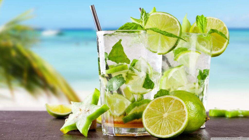 tropical_cocktail_with_lime-wallpaper-2560x1440